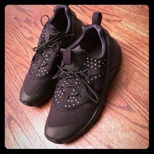 Nike Air Huarache Utility